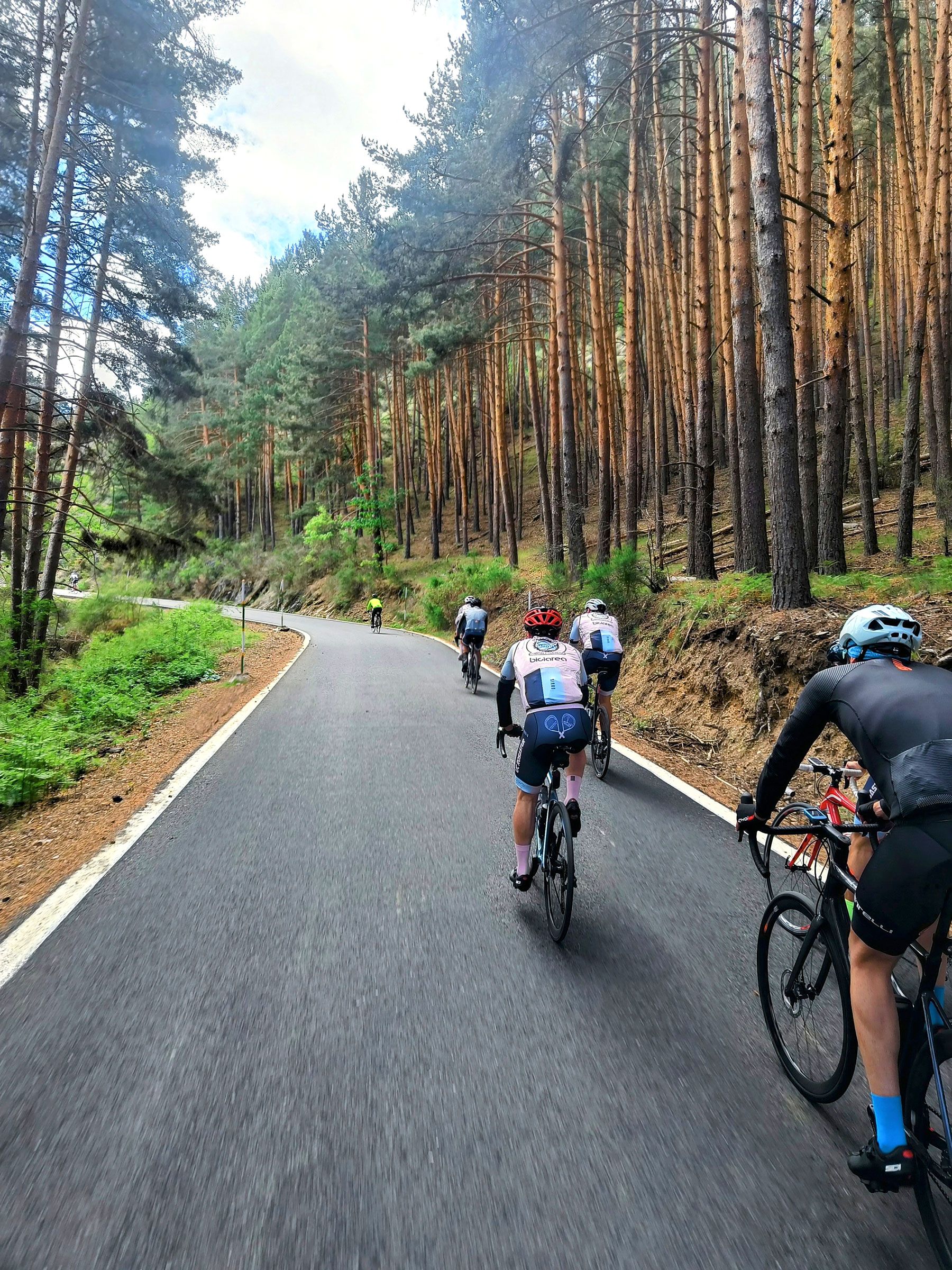 El club ciclista Rosastur realizo una ruta por la Sierra del Rincon