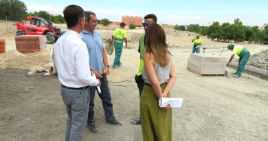 José Antonio Martínez Páramo, Almudena Maíllo, visitaron las obras para la creación de un nuevo parque en la Colonia Fin de Semana