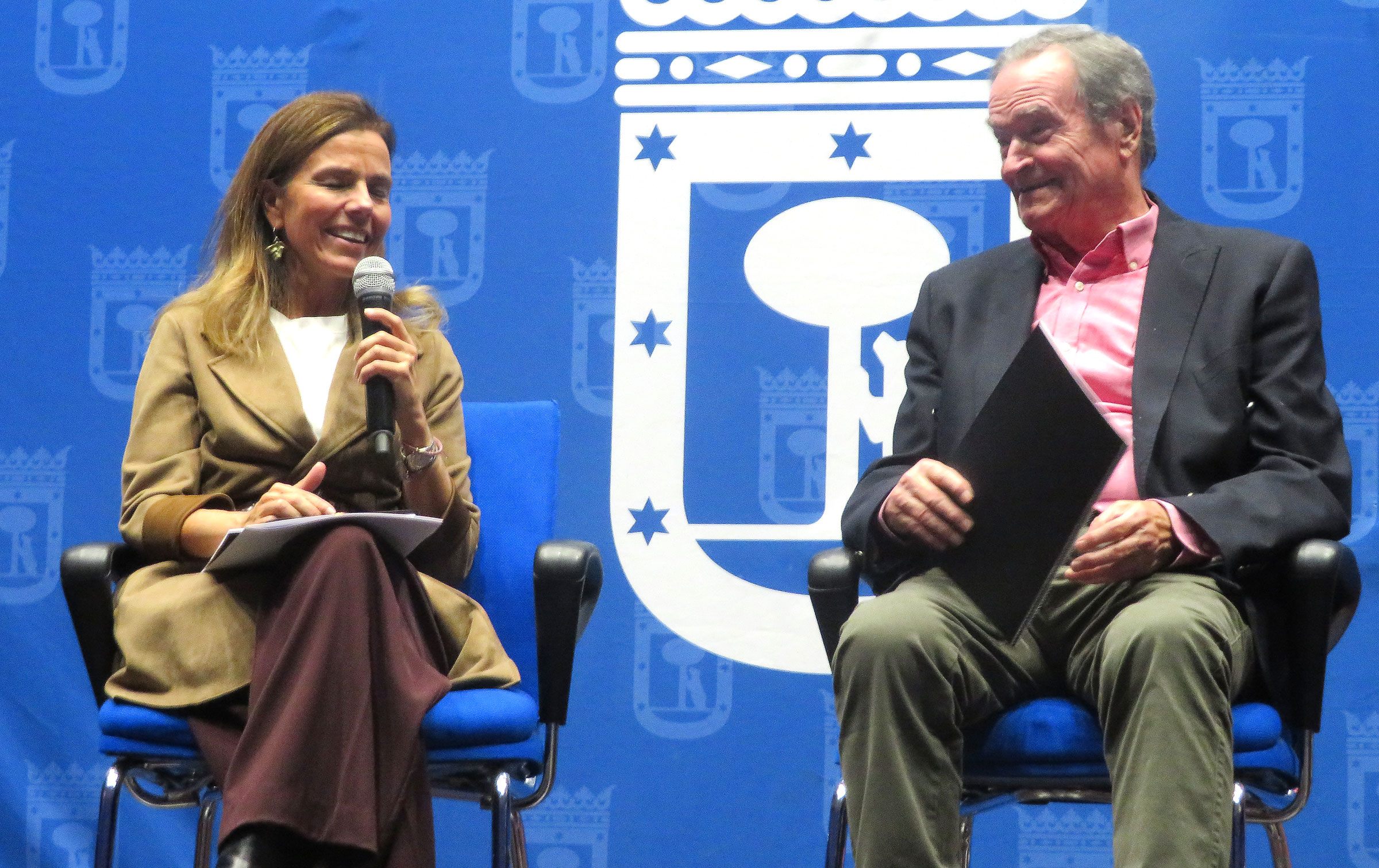 Mesa de debate sobre la Popular de Canillejas con Isidro Rodríguez, Almudena Maíllo, Jose Cano, y Jesús España, moderada por Juanma Merino Mesa de debate sobre la Popular de Canillejas con Isidro Rodríguez, Almudena Maíllo, Jose Cano, y Jesús España, moderada por Juanma Merino