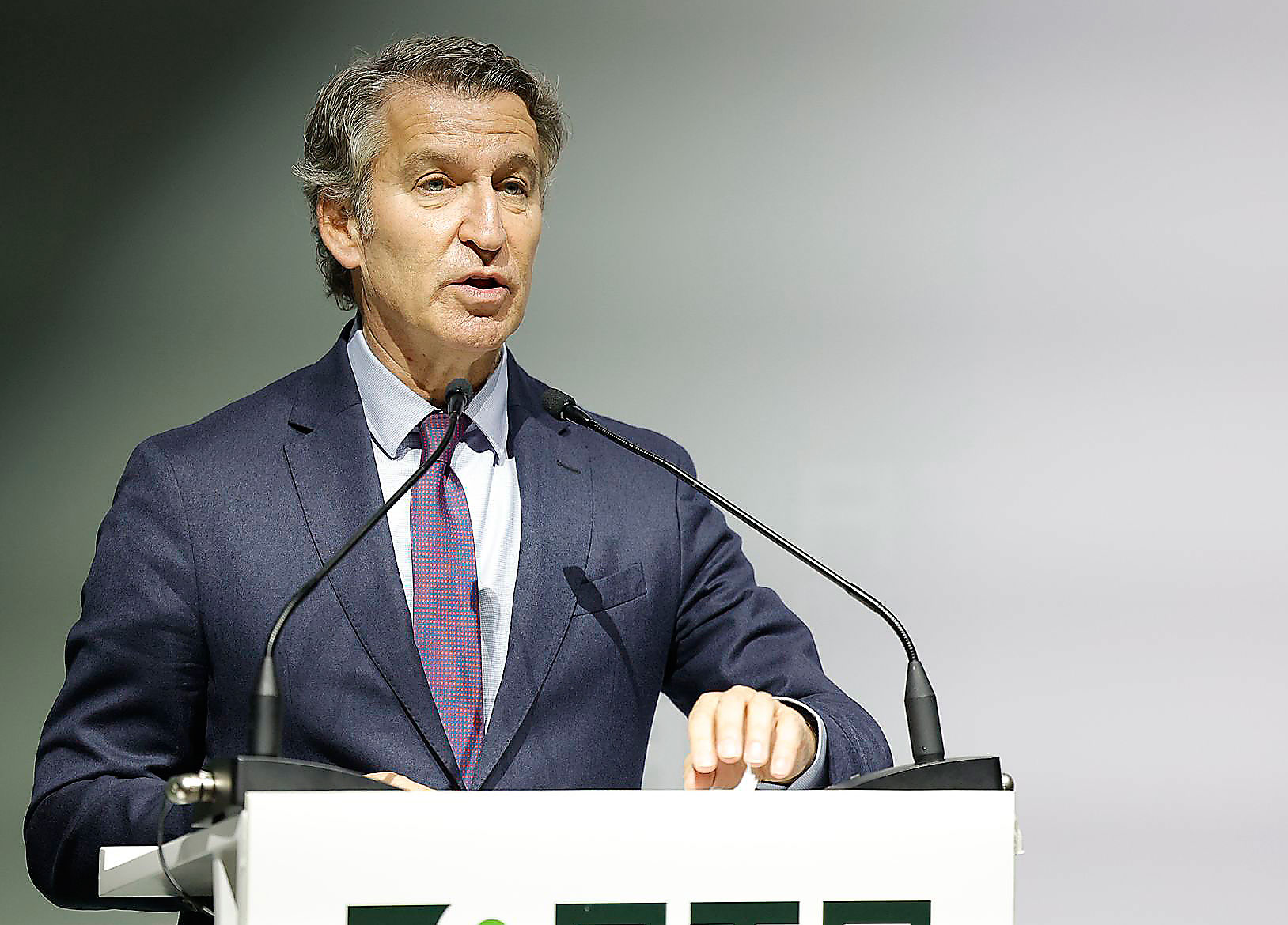 Ayuso y Feijo visitan el distrito en los premios emprendedores de ATA Ayuso y Feijo visitan el distrito en los premios emprendedores de ATA