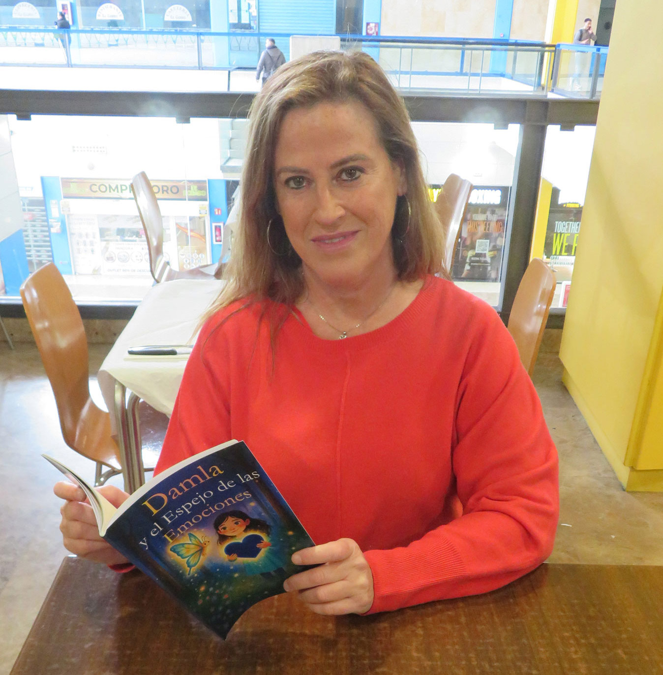 Adela Nieto presenta Damla y el espejo de las emociones Adela Nieto presenta Damla y el espejo de las emociones