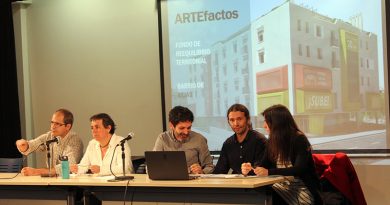 La Junta Municipal presenta el ARTEfacto a los vecinos de Rejas