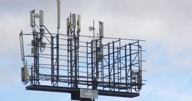 En los últimos tres años han proliferado las antenas ilegales de telefonía móvil en el distrito de San Blas-Canillejas.