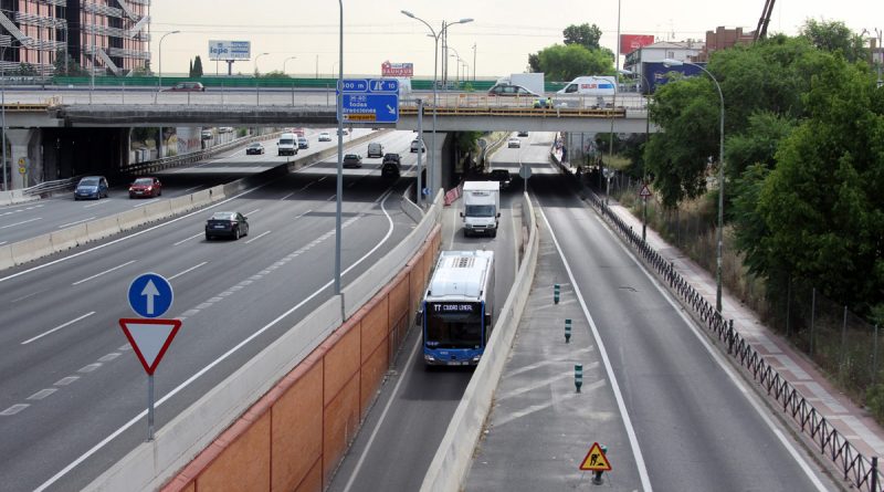 La Mesa de Movilidad y Urbanismo propone municipalizar la calle Alcalá¬¬
