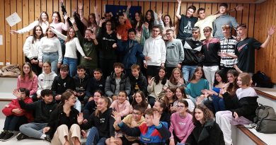 estudiantes Proyecto Erasmus en el municipio de Mende Francia