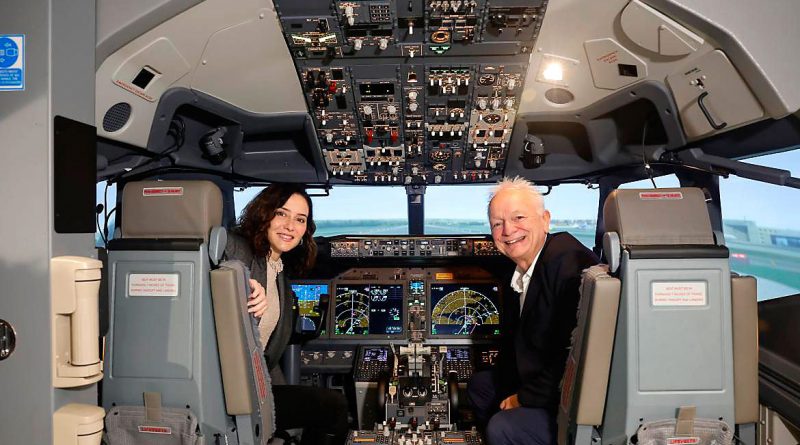 Diaz Ayuso inaugura el nuevo centro de entrenamiento de Ryanair