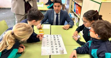 Emilicio Viciana visita el CEIP Marques de Suanzes