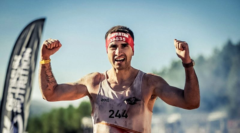 Víctor Martín, un campeón de obstáculos de nuestro distrito