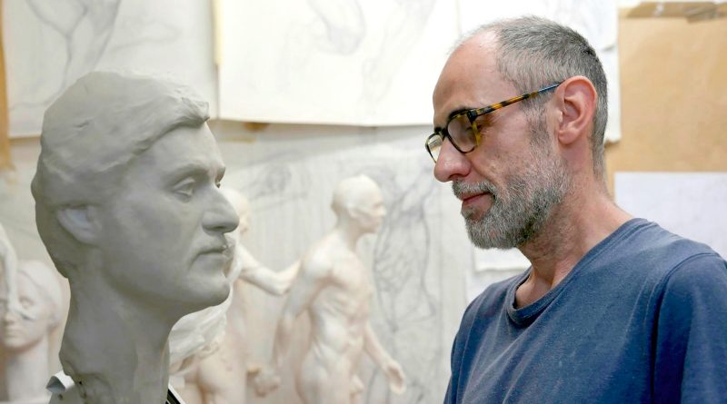 JoséManuelMartínezPérez en su taller