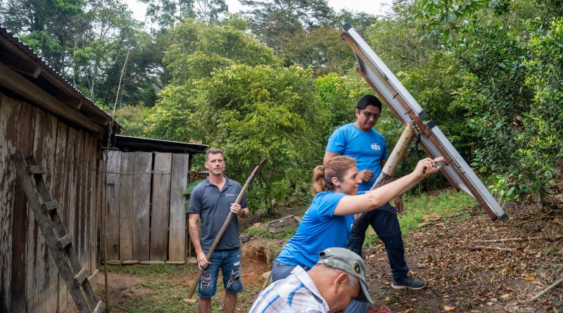 Un voluntariado en comunidades remotas de Oaxaca Desinstalaci n de placas solares
