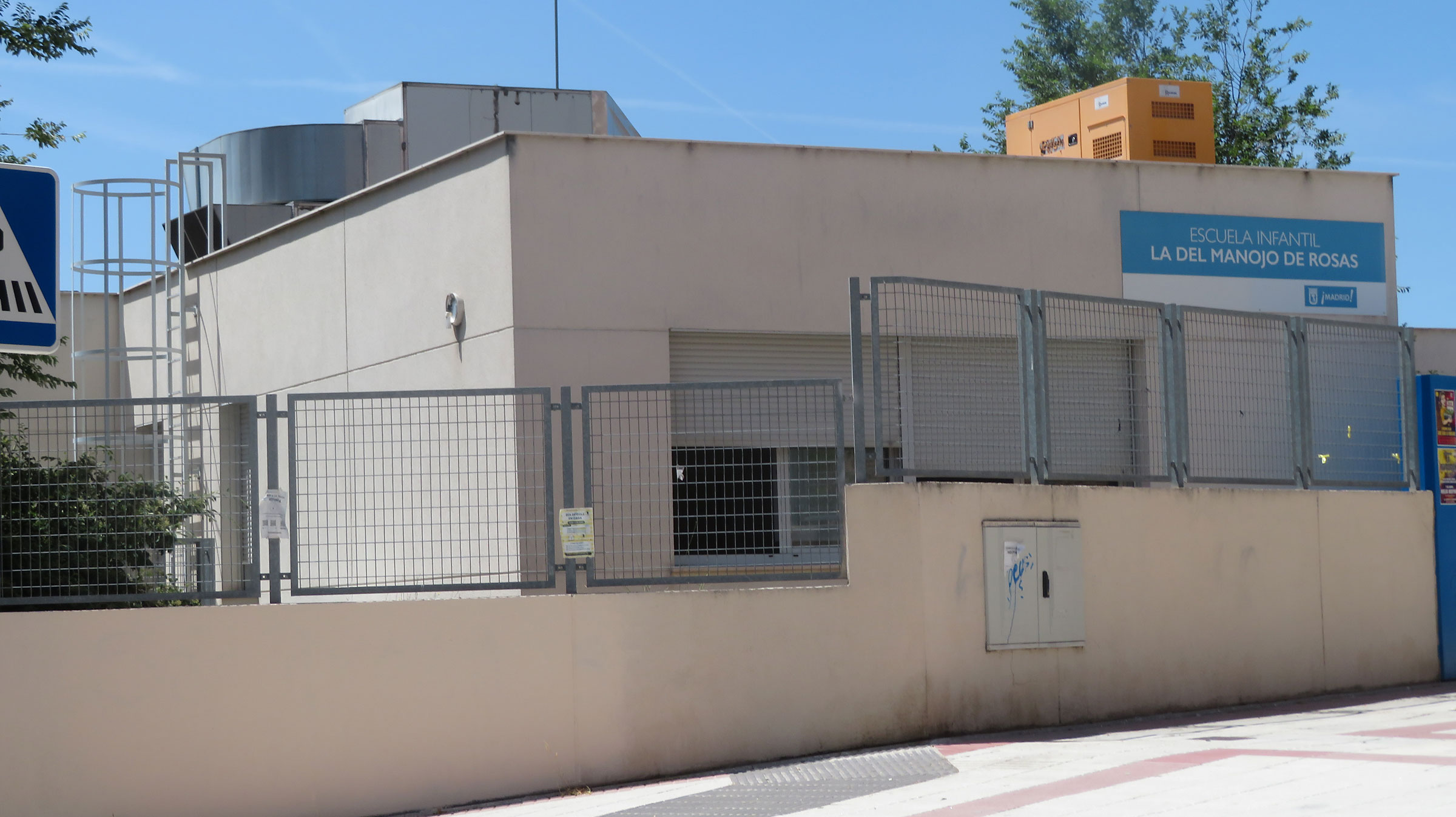 Altas temperaturas y falta de climatización en la Escuela Infantil La del Manojo de Rosas Altas temperaturas y falta de climatización en la Escuela Infantil La del Manojo de Rosas