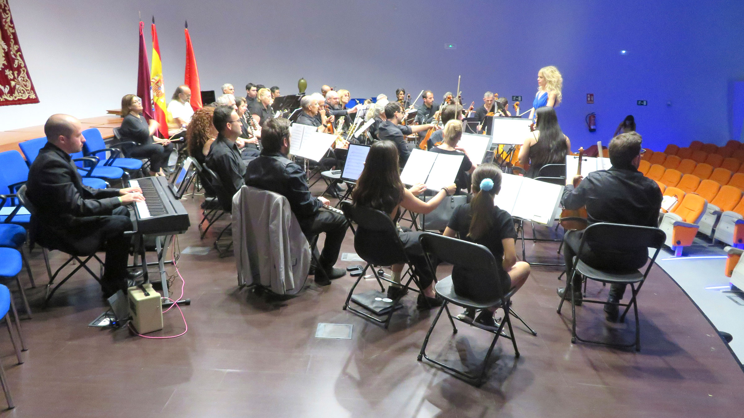 La orquesta Margarita López brilla con una gran actuación La orquesta Margarita López brilla con una gran actuación