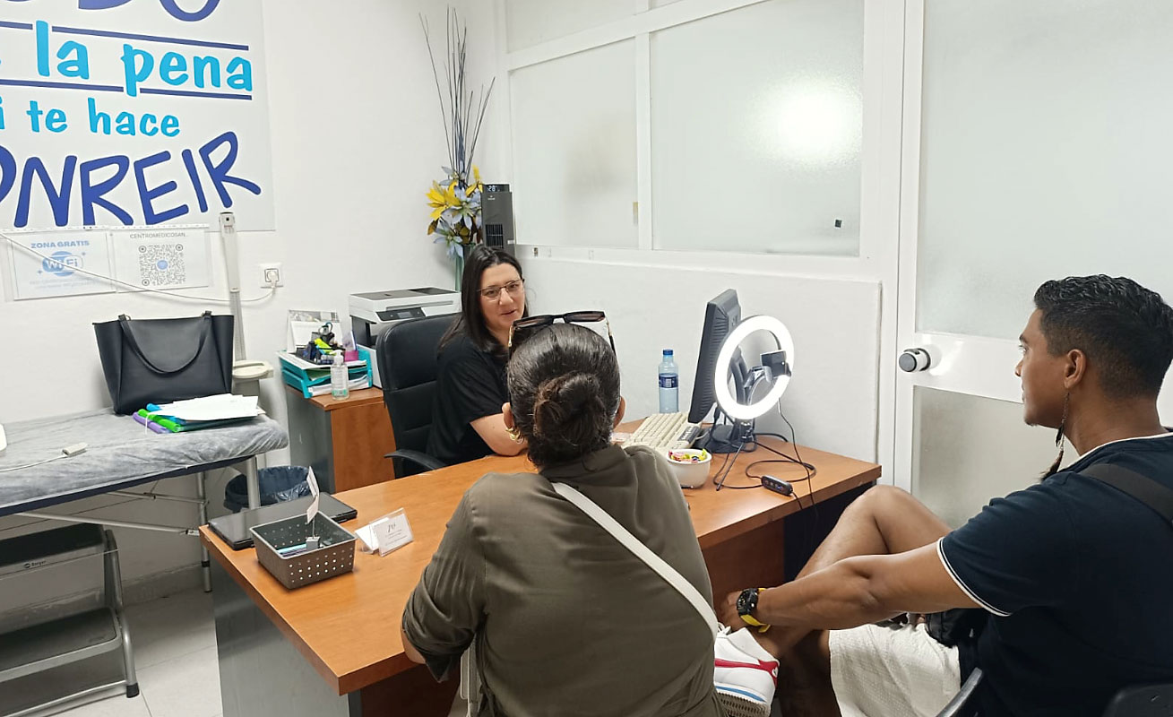 Centro Médico San Blas cuidando la salud de nuestros vecinos Centro Médico San Blas cuidando la salud de nuestros vecinos